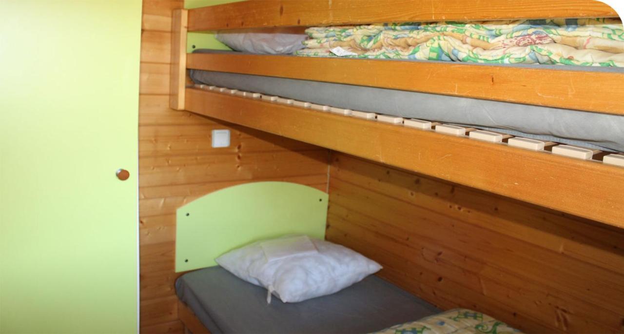 Camping Onlycamp Pierre & Sources Volvic Exterior foto
